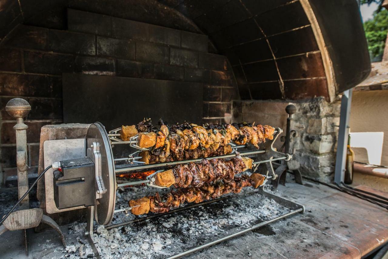 Agriturismo Podere La Fornace Cavriglia Luaran gambar